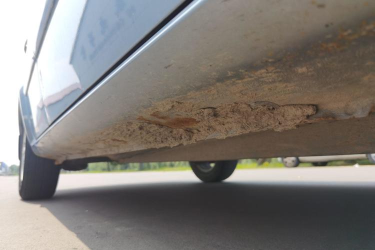 Used FAW Weizhi V5 2012 1.5L Manual Elite Edition Right Side Sill
