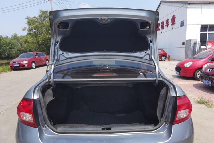 Used FAW Weizhi V5 2012 1.5L Manual Elite Edition Trunk