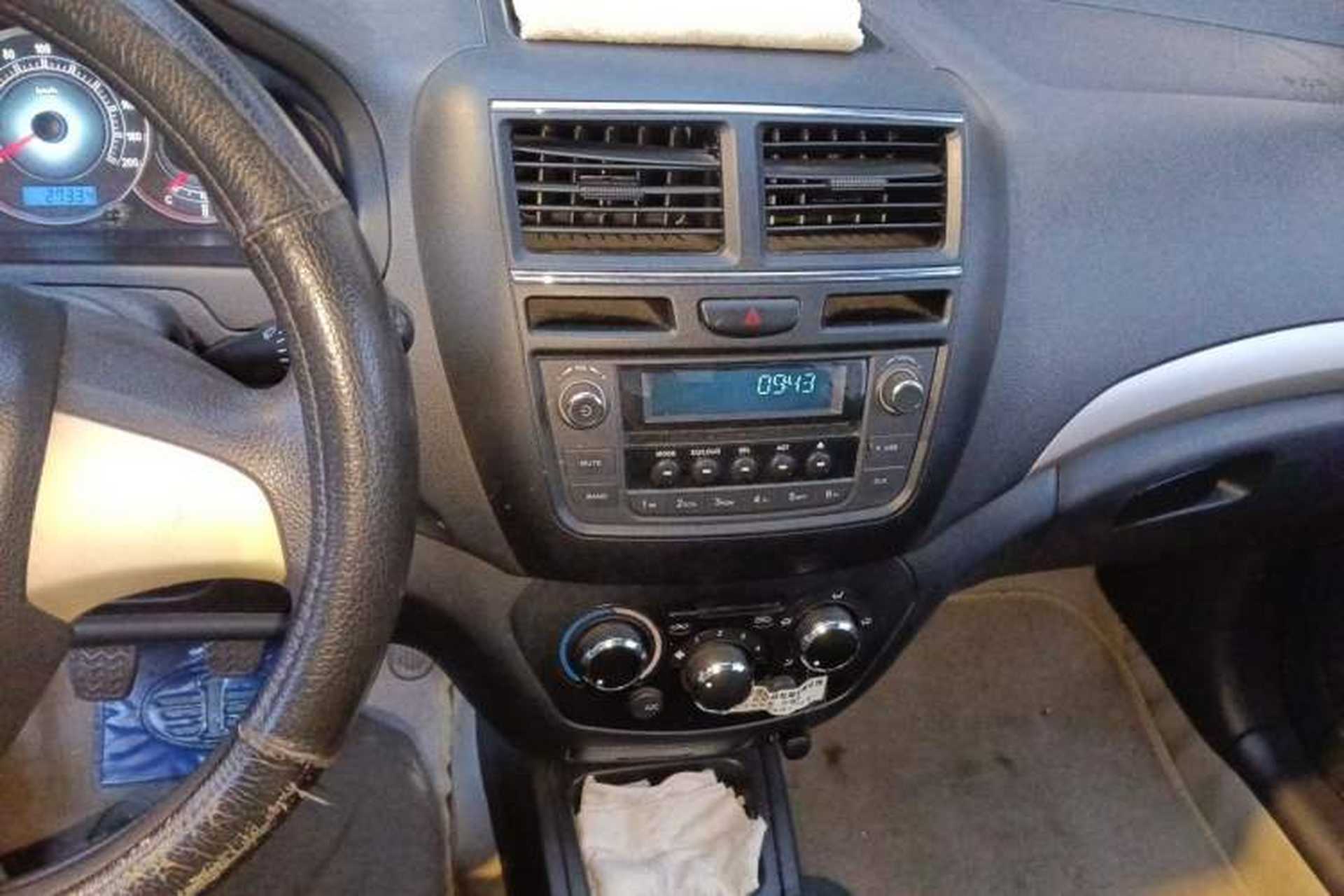 Used FAW Weizhi V5 2012 1.5L Manual Standard Edition Audio And AC Panel