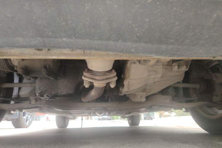 Used FAW Weizhi V5 2012 1.5L Manual Elite Edition Chassis Front