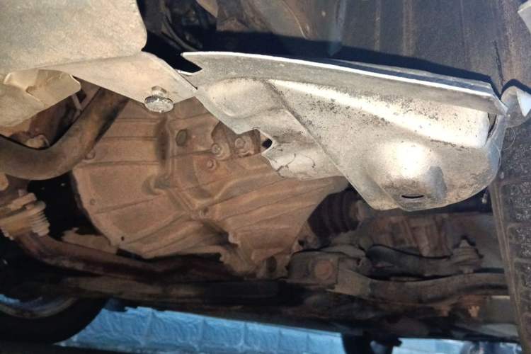 Used FAW Weizhi V5 2012 1.5L Manual Standard Edition Chassis Front Left