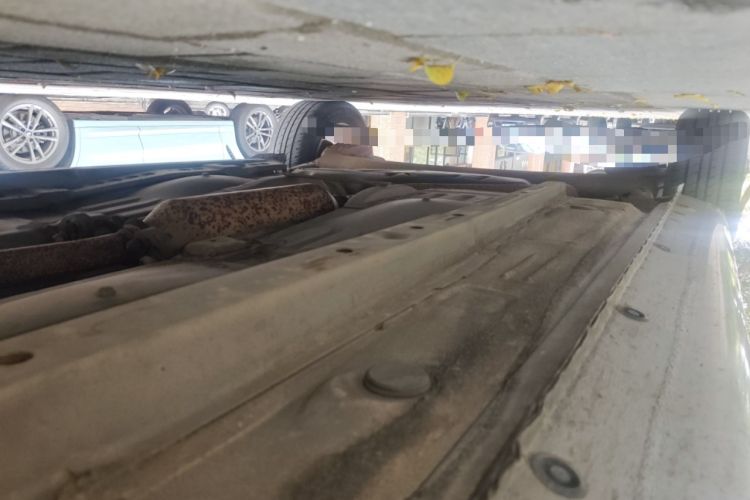 Used FAW Weizhi V5 2012 1.5L AMT Flagship Edition Chassis Front Right