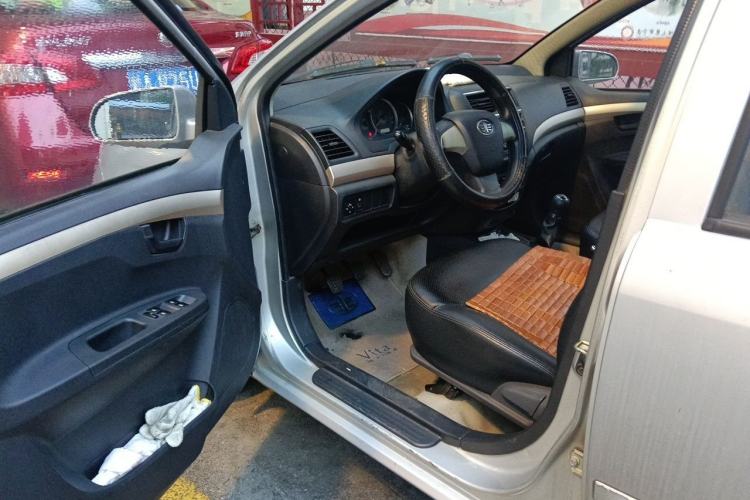 Used FAW Weizhi V5 2012 1.5L Manual Standard Edition Driver Seat