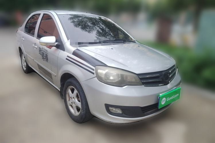 Used FAW Weizhi V5 2012 1.5L Manual Elite Edition Front Right 45 Deg