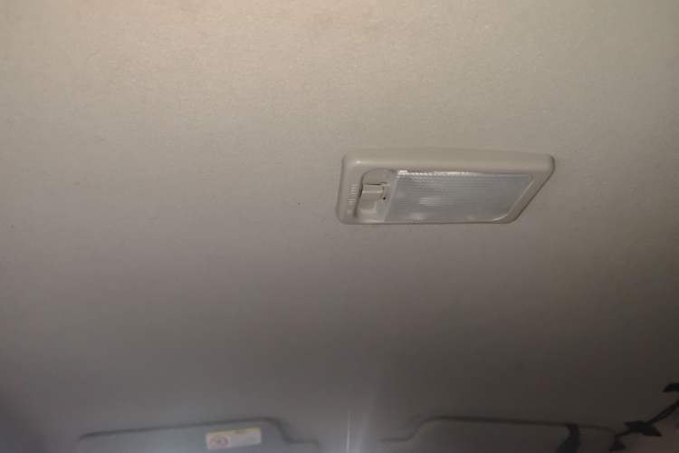 Used FAW Weizhi V5 2012 1.5L Manual Entry-Level Trim Headliner