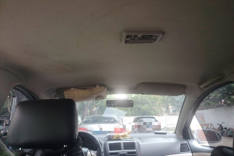 Used FAW Weizhi V5 2012 1.5L Manual Elite Edition Headliner