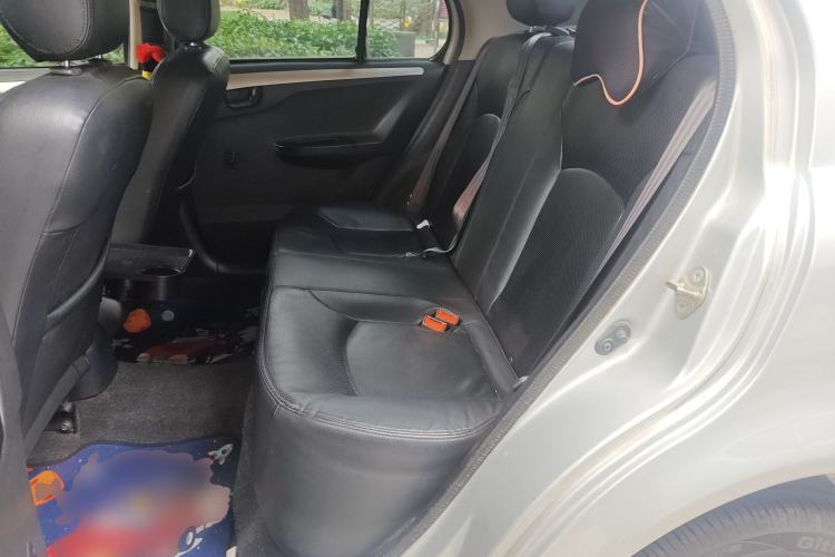 Used FAW Weizhi V5 2012 1.5L AMT Flagship Edition Left Rear Seat