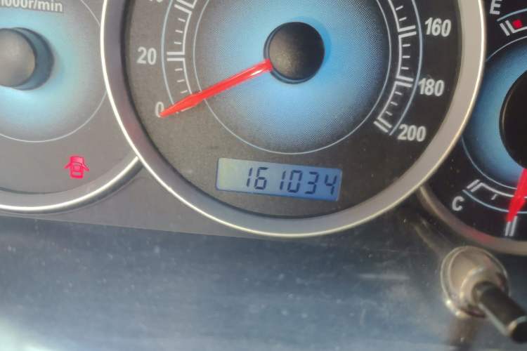 Used FAW Weizhi V5 2012 1.5L Manual Standard Edition Odometer Close Up
