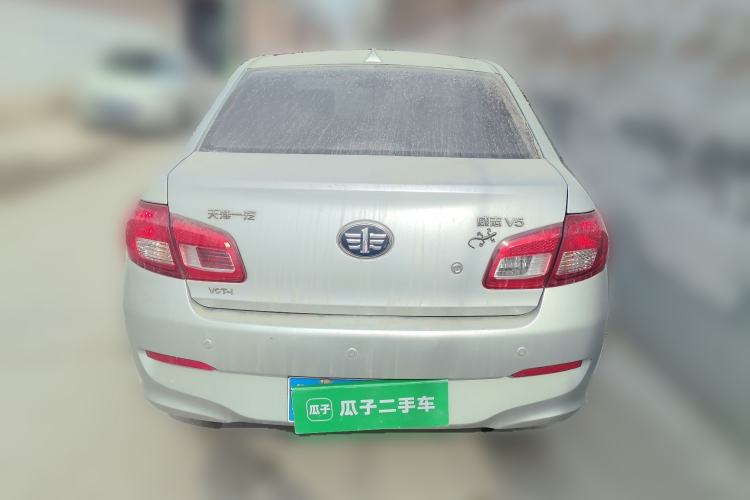 Used FAW Weizhi V5 2012 1.5L Manual Standard Edition Rear