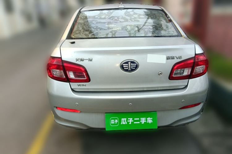 Used FAW Weizhi V5 2012 1.5L Manual Standard Edition Rear
