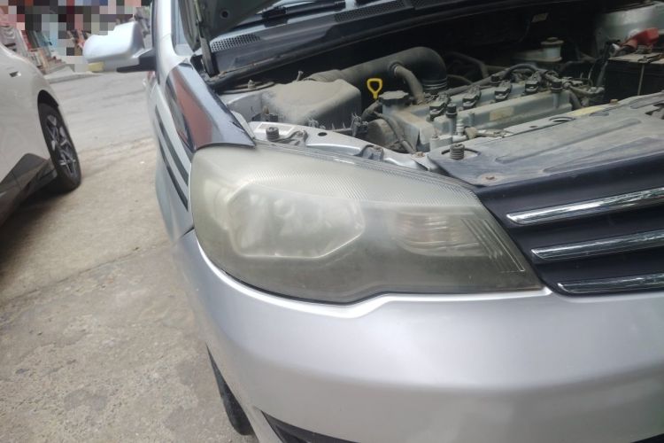 Used FAW Weizhi V5 2012 1.5L Manual Elite Edition Right Front Headlight