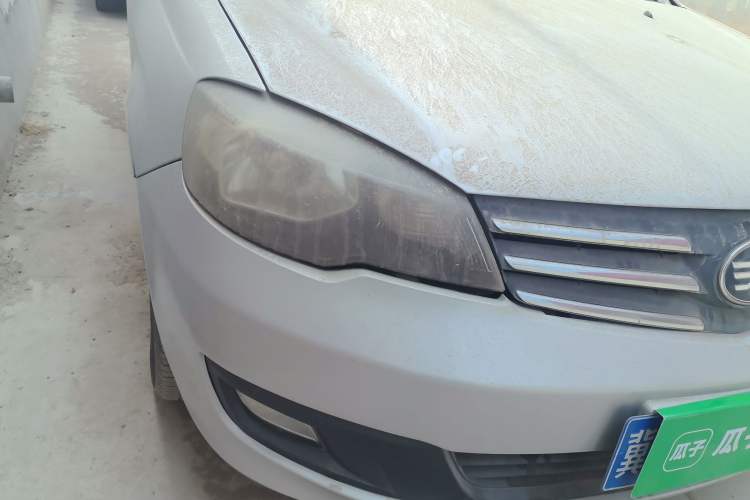 Used FAW Weizhi V5 2012 1.5L Manual Standard Edition Right Front Headlight