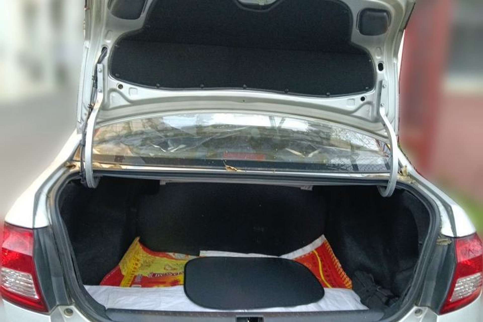 Used FAW Weizhi V5 2012 1.5L Manual Standard Edition Trunk