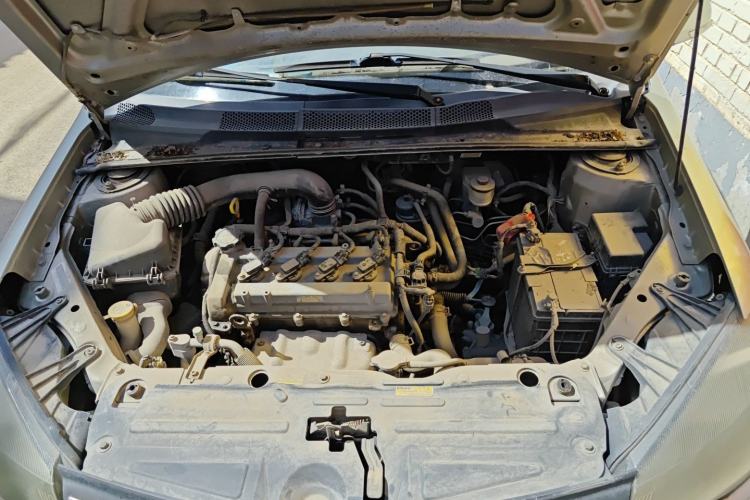 Used FAW Weizhi V5 2012 1.5L Manual Elite Edition Engine Bay
