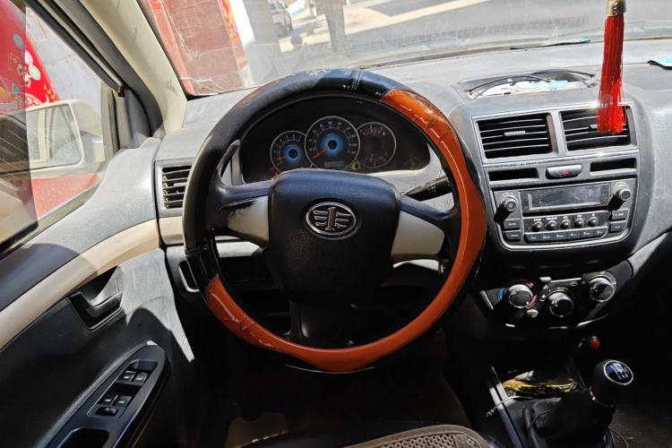 Used FAW Weizhi V5 2012 1.5L Manual Elite Edition Steering Wheel