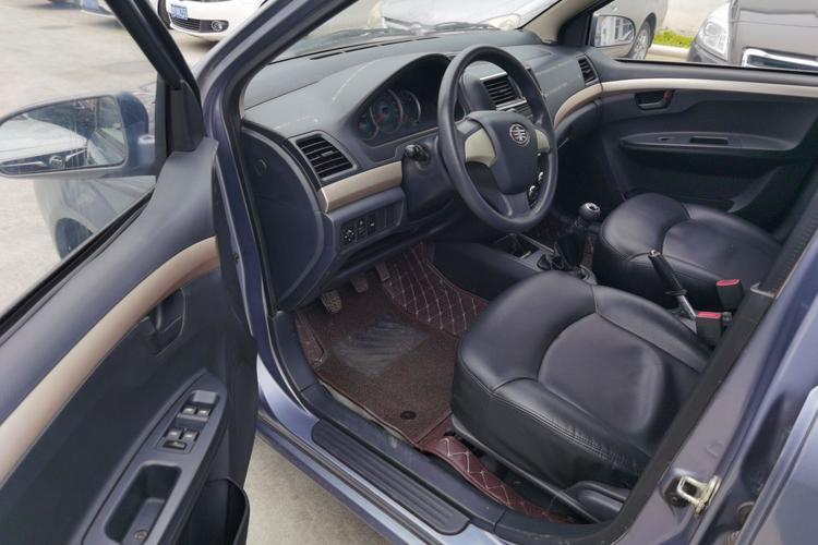 Used FAW Weizhi V5 2013 1.5L Manual Elite Model China IV Standard Driver Seat