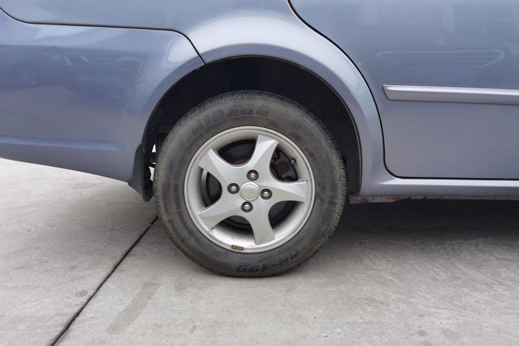 Used FAW Weizhi V5 2013 1.5L Manual Elite Model China IV Standard Right Rear Wheel Hub