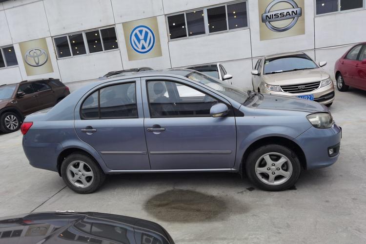 Used FAW Weizhi V5 2013 1.5L Manual Elite Model China IV Standard Right Side