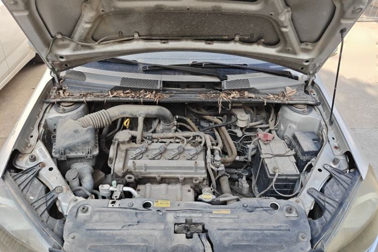 Used FAW Weizhi V5 2013 1.5L Manual Standard Version China IV Standard Engine Bay