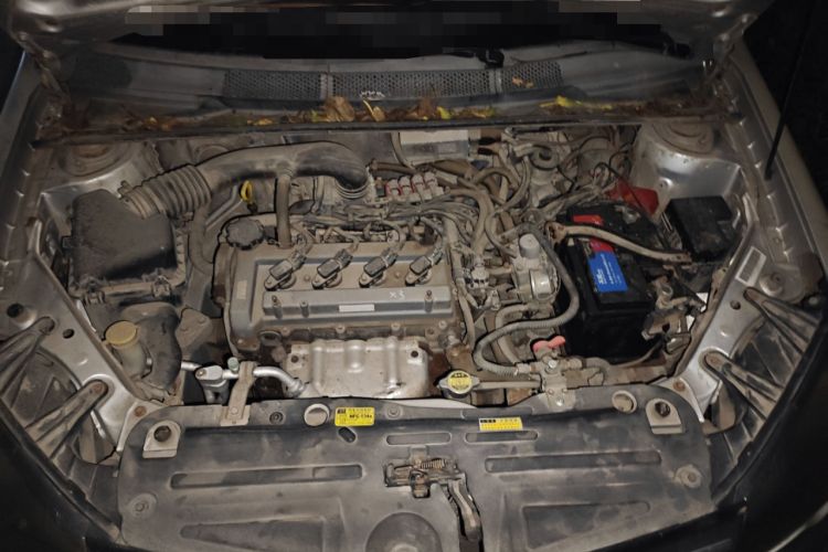 Used FAW Weizhi V5 2013 1.5L Manual Elite Model China IV Standard Engine Bay