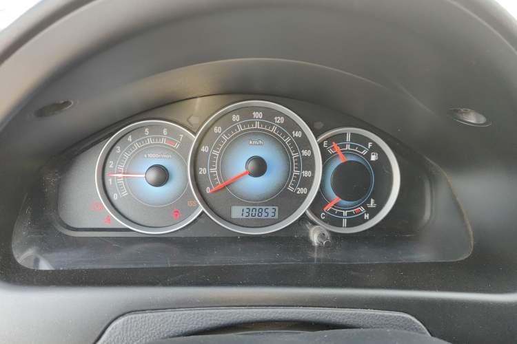 Used FAW Weizhi V5 2013 1.5L Manual Entry-Level Model China IV Standard Instrument Cluster