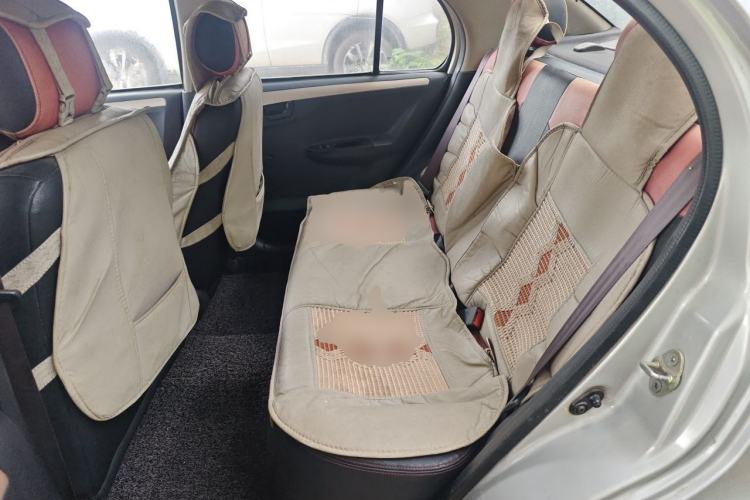 Used FAW Weizhi V5 2013 1.5L Manual Standard Version China IV Standard Left Rear Seat