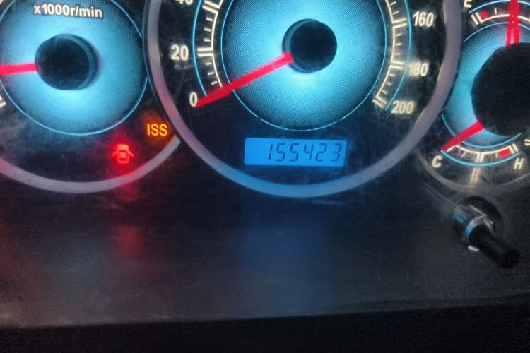 Used FAW Weizhi V5 2013 1.5L Manual Entry-Level Model China IV Standard Odometer Close Up