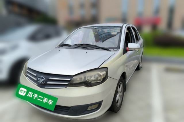 Used FAW Weizhi V5 2013 1.5L Manual Entry-Level Model China IV Standard