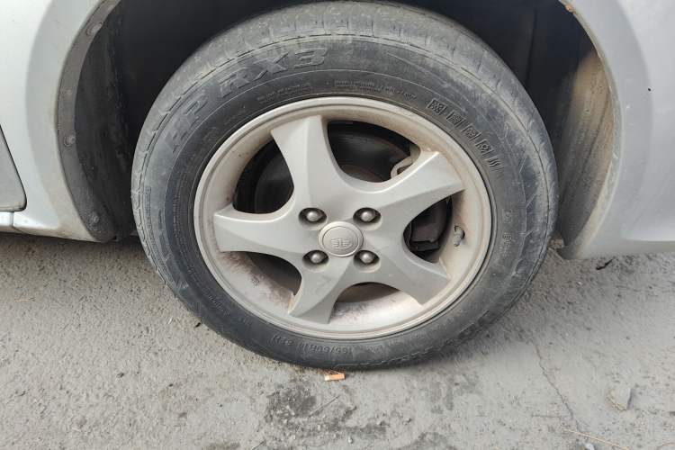 Used FAW Weizhi V5 2013 1.5L Manual Entry-Level Model China IV Standard Right Front Wheel Hub