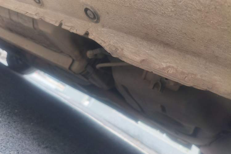 Used FAW Weizhi V5 2013 1.5L Manual Standard Version China IV Standard Chassis Rear Left