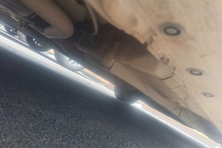Used FAW Weizhi V5 2013 1.5L Manual Standard Version China IV Standard Chassis Rear Right