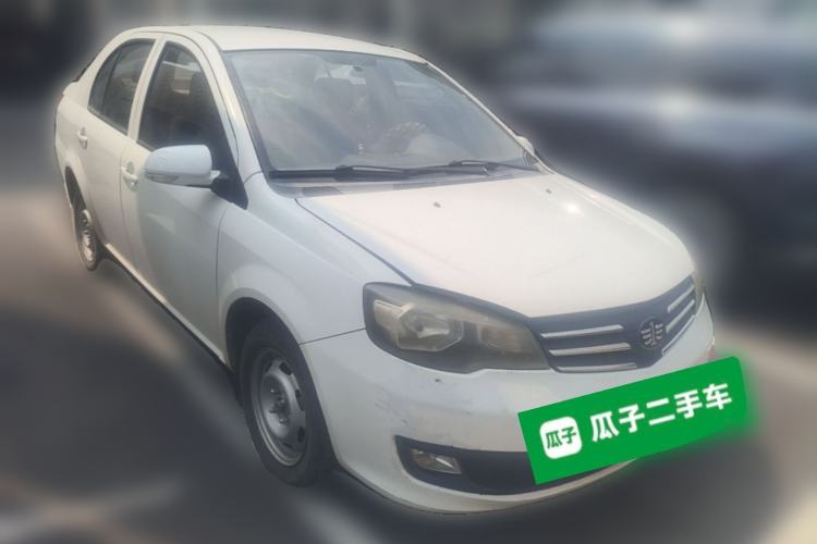 Used FAW Weizhi V5 2013 1.5L Manual Standard Version China IV Standard Front Right 45 Deg