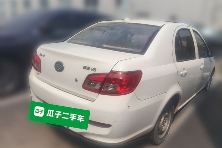 Used FAW Weizhi V5 2013 1.5L Manual Standard Version China IV Standard Rear Right 45 Deg