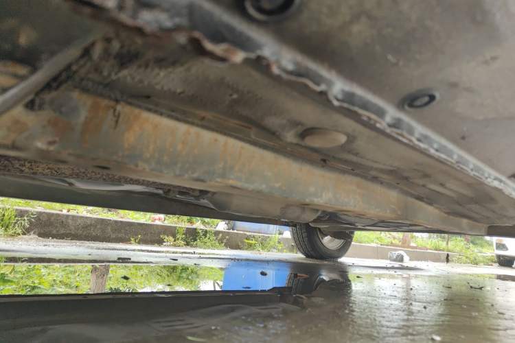 Used FAW Weizhi V5 2014 1.5L Manual Standard Edition Chassis Front Left