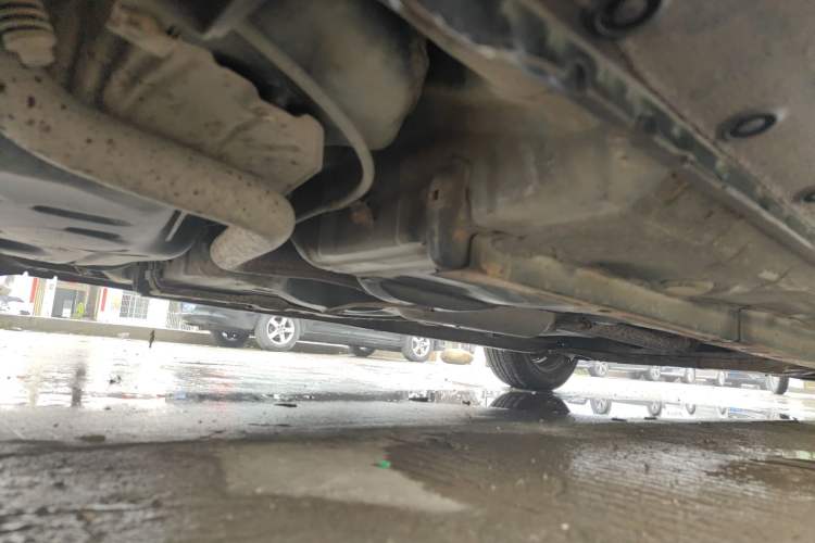 Used FAW Weizhi V5 2014 1.5L Manual Standard Edition Chassis Rear Right