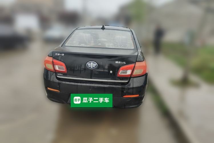 Used FAW Weizhi V5 2014 1.5L Manual Standard Edition Rear