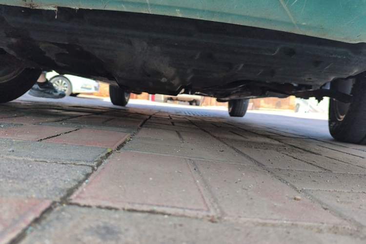 Used FAW Weizhi V5 2014 1.5L Manual Standard Edition Chassis Front