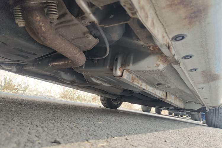 Used FAW Weizhi V5 2014 1.5L Manual Entry-Level Model Chassis Rear Right