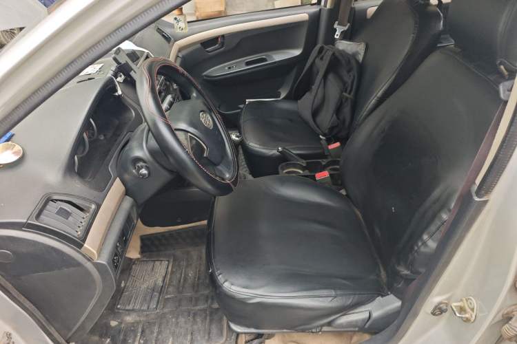 Used FAW Weizhi V5 2014 1.5L Manual Entry-Level Model Left Front Seat