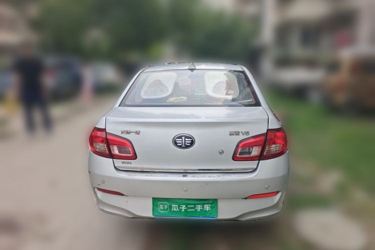 Used FAW Weizhi V5 2014 1.5L Manual Entry-Level Model Rear