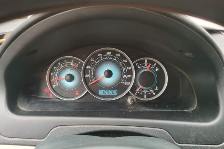 Used FAW Weizhi V5 2014 1.5L Manual Elite Model Instrument Cluster