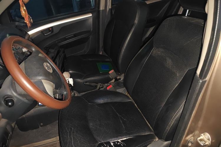 Used FAW Weizhi V5 2014 1.5L Manual Elite Model Left Front Seat