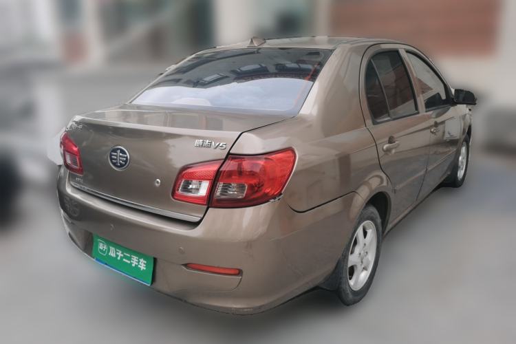 Used FAW Weizhi V5 2014 1.5L Manual Elite Model Rear Right 45 Deg