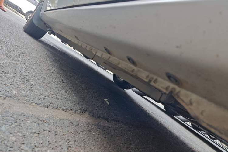 Used FAW Weizhi V5 2015 1.5L Automatic Standard Edition Chassis Rear Left