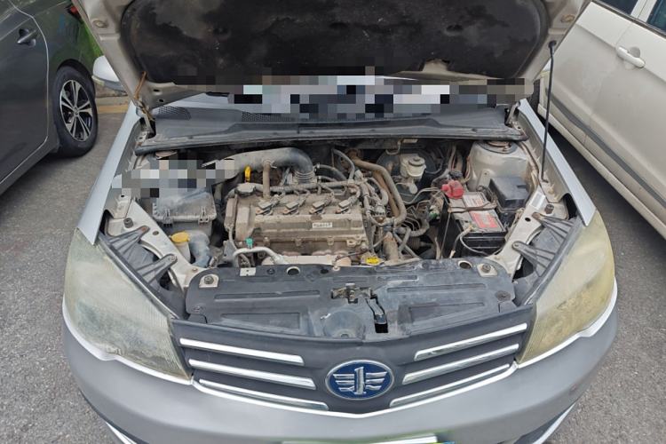 Used FAW Weizhi V5 2015 1.5L Automatic Standard Edition Engine Bay