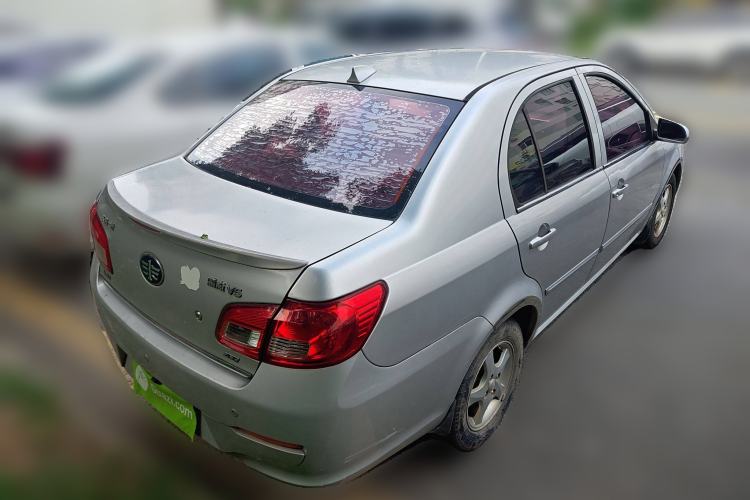 Used FAW Weizhi V5 2015 1.5L Automatic Standard Edition Rear Right 45 Deg