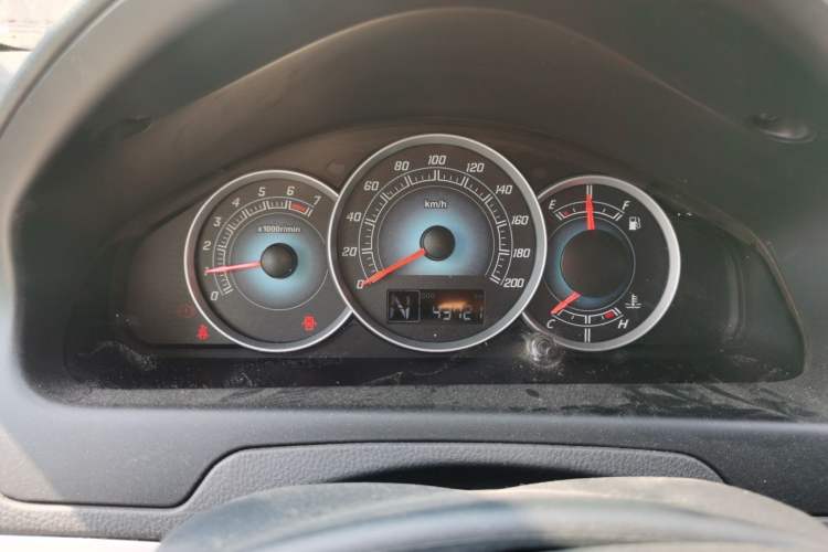 Used FAW Weizhi V5 2015 1.5L Automatic Entry Model Instrument Cluster