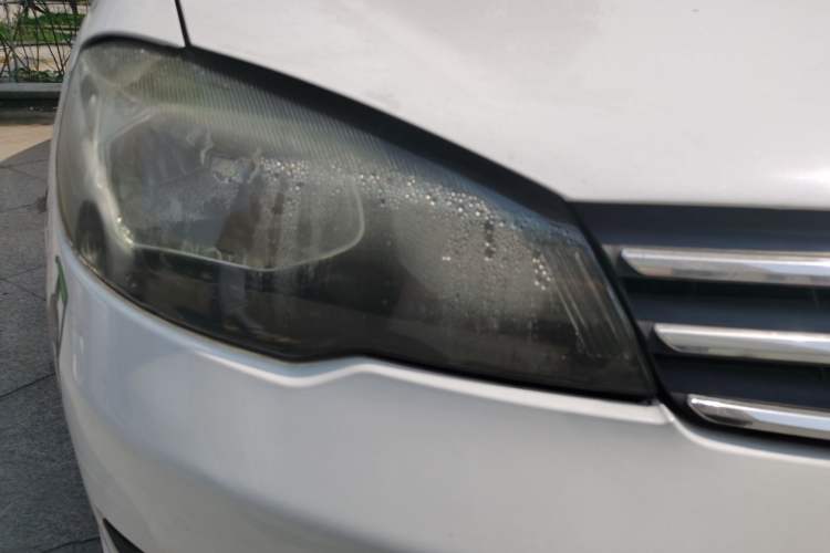 Used FAW Weizhi V5 2015 1.5L Automatic Entry Model Right Front Headlight