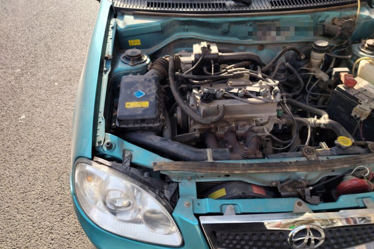 Used FAW Xiali 2008 N3+ 1.0L Sedan Engine Bay Right