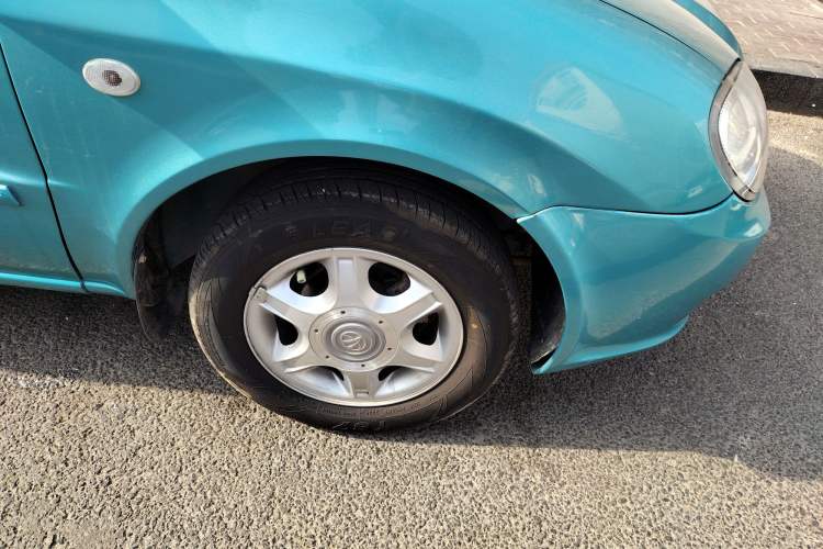 Used FAW Xiali 2008 N3+ 1.0L Sedan Right Front Wheel Hub